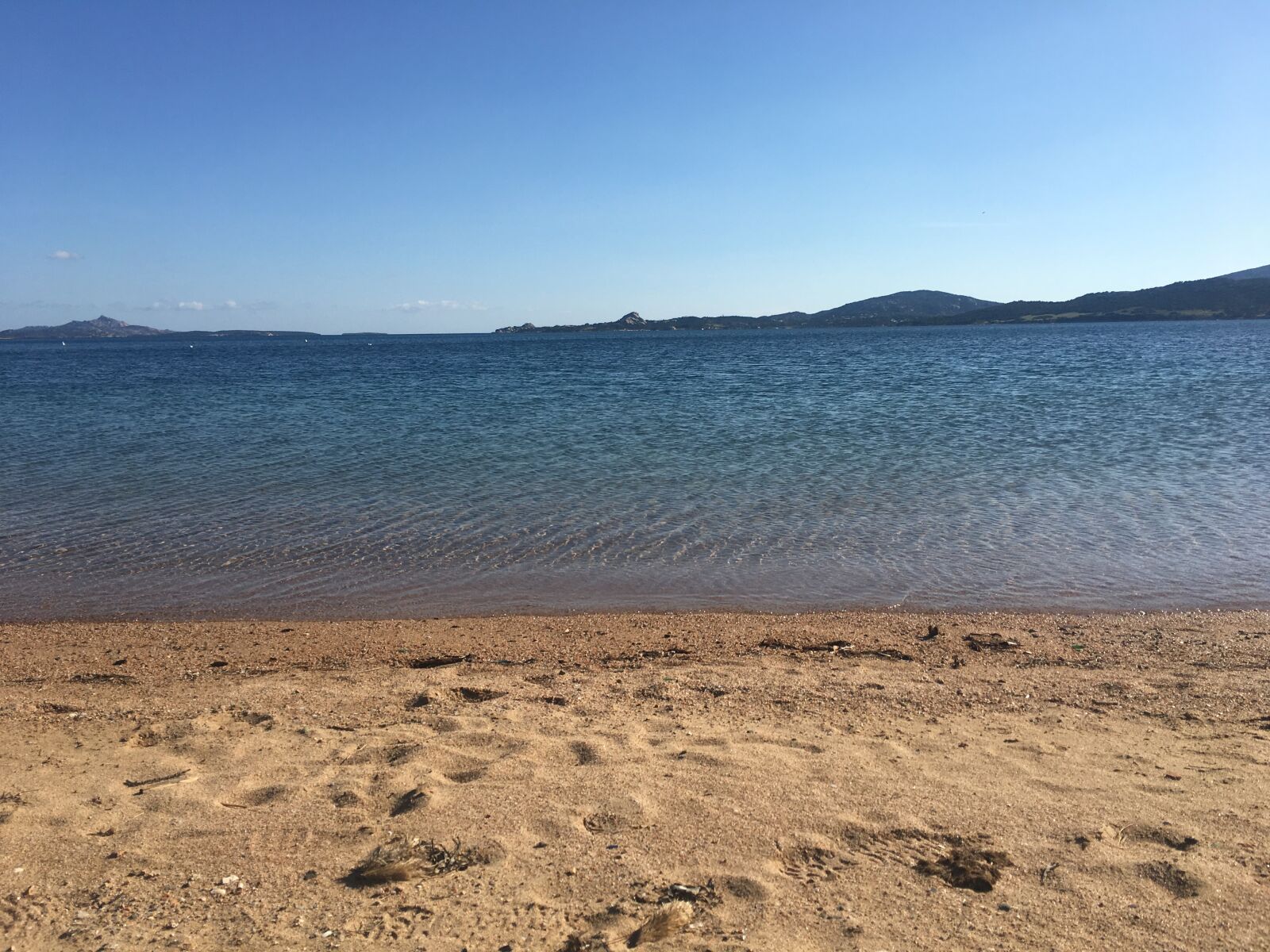 Apple iPhone 6s sample photo. Beach, italy, horizon photography