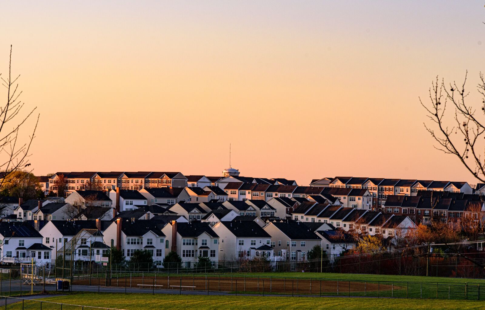Nikon D750 sample photo. Sunrise, house, landscape photography