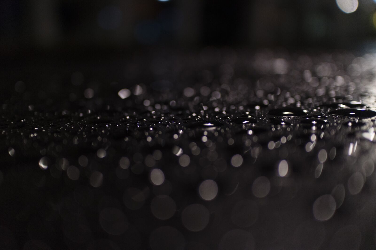 Canon EOS M3 + Canon EF-M 22mm F2 STM sample photo. Night, drip, mirroring photography