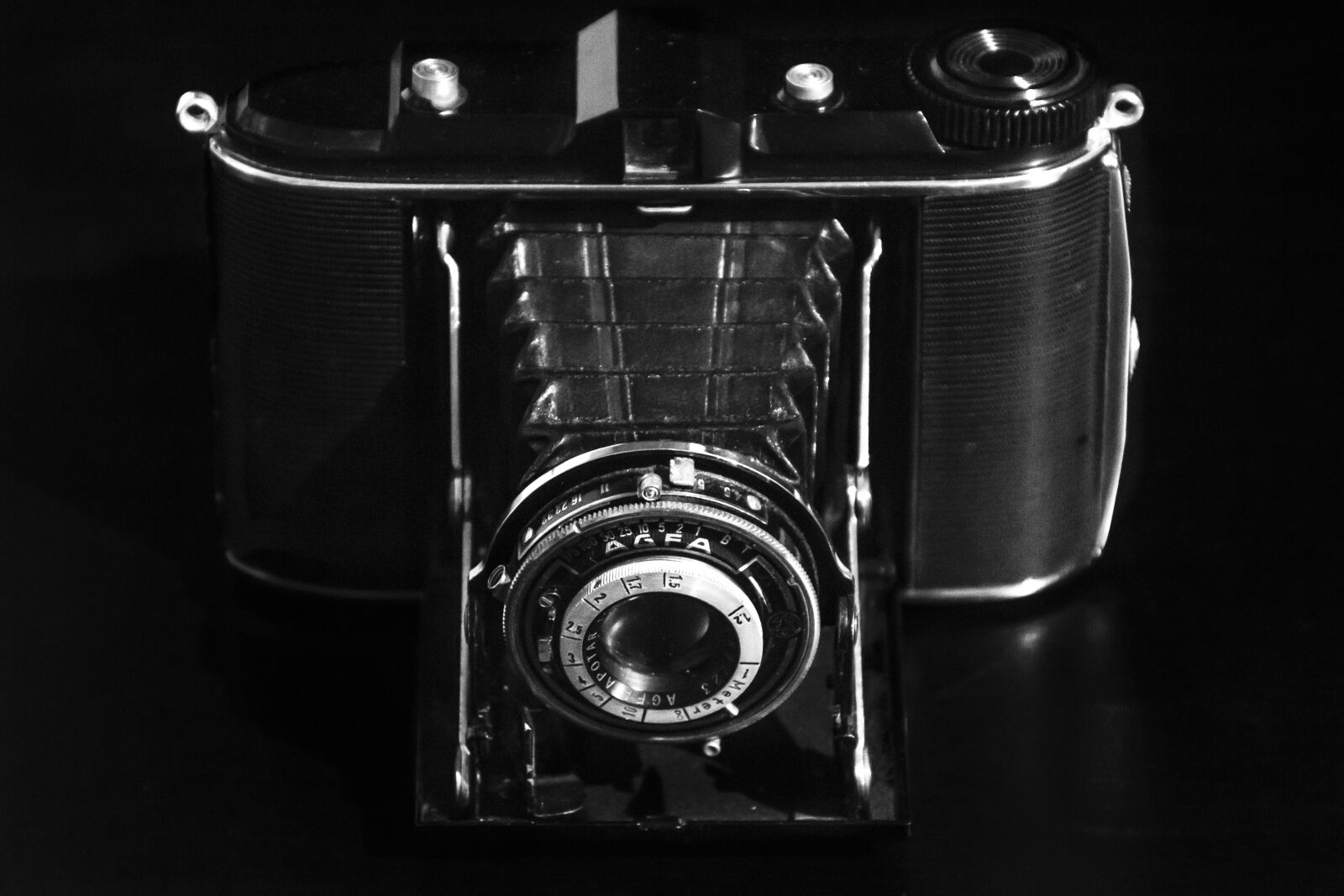 Canon EOS 70D sample photo. Old camera, camera, photo photography