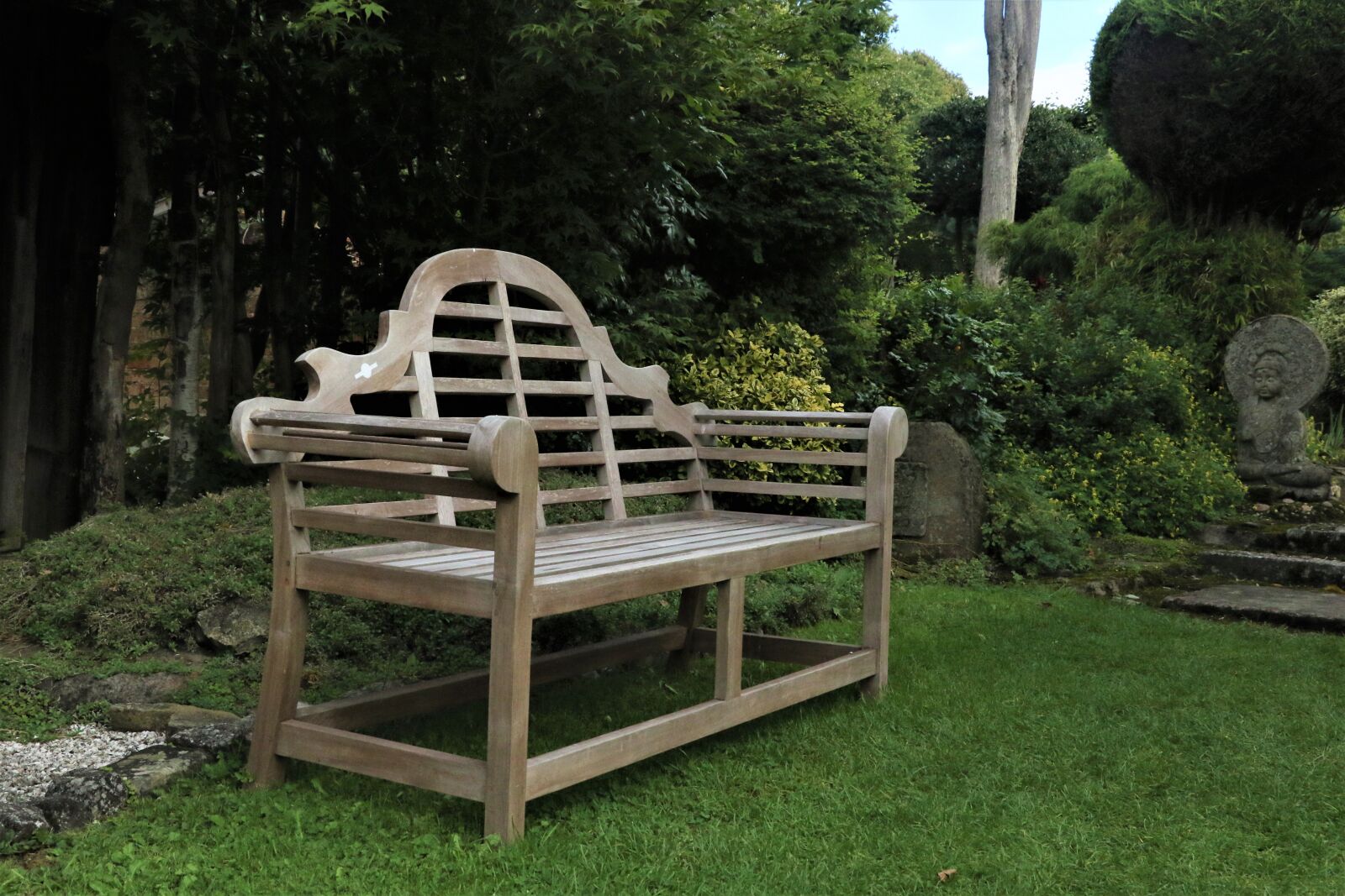 Canon EOS 7D Mark II sample photo. Bench, nature, woodwork photography
