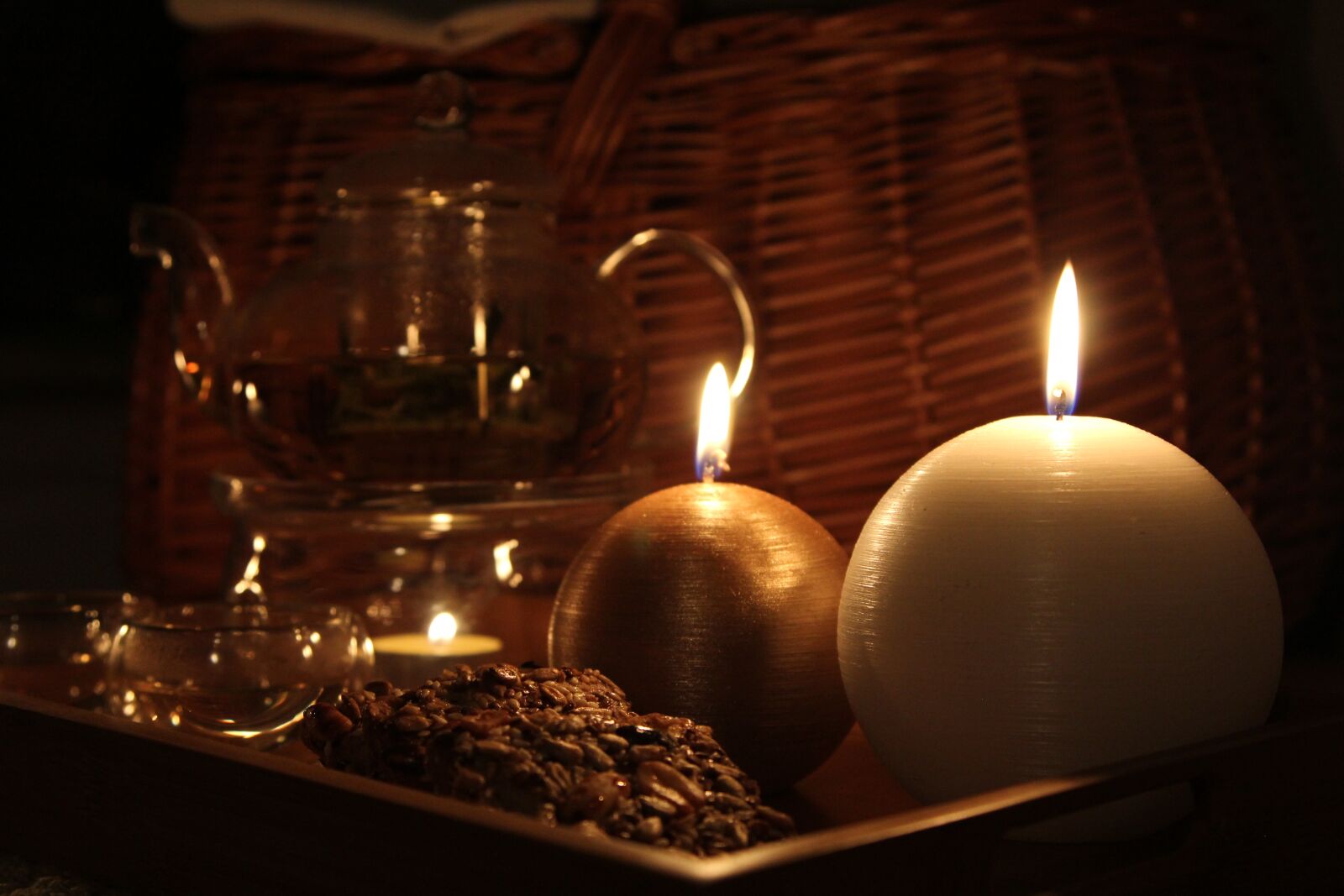 Canon EOS 60D sample photo. Candles, tea, cookies photography