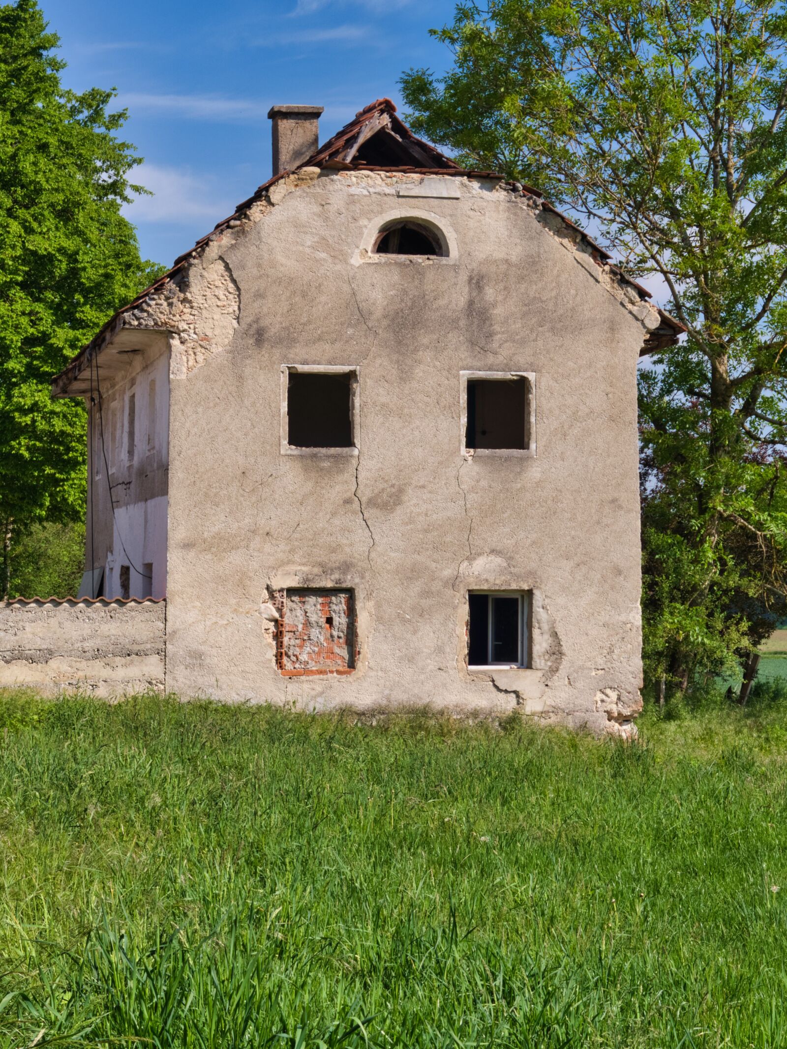 Nikon D7500 sample photo. House, decay, ruin photography
