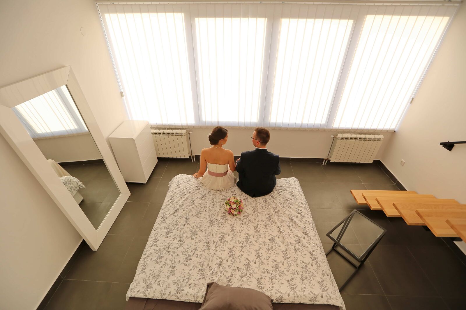 Canon EF 16-35mm F2.8L II USM sample photo. Husband, wife, apartment, bed photography