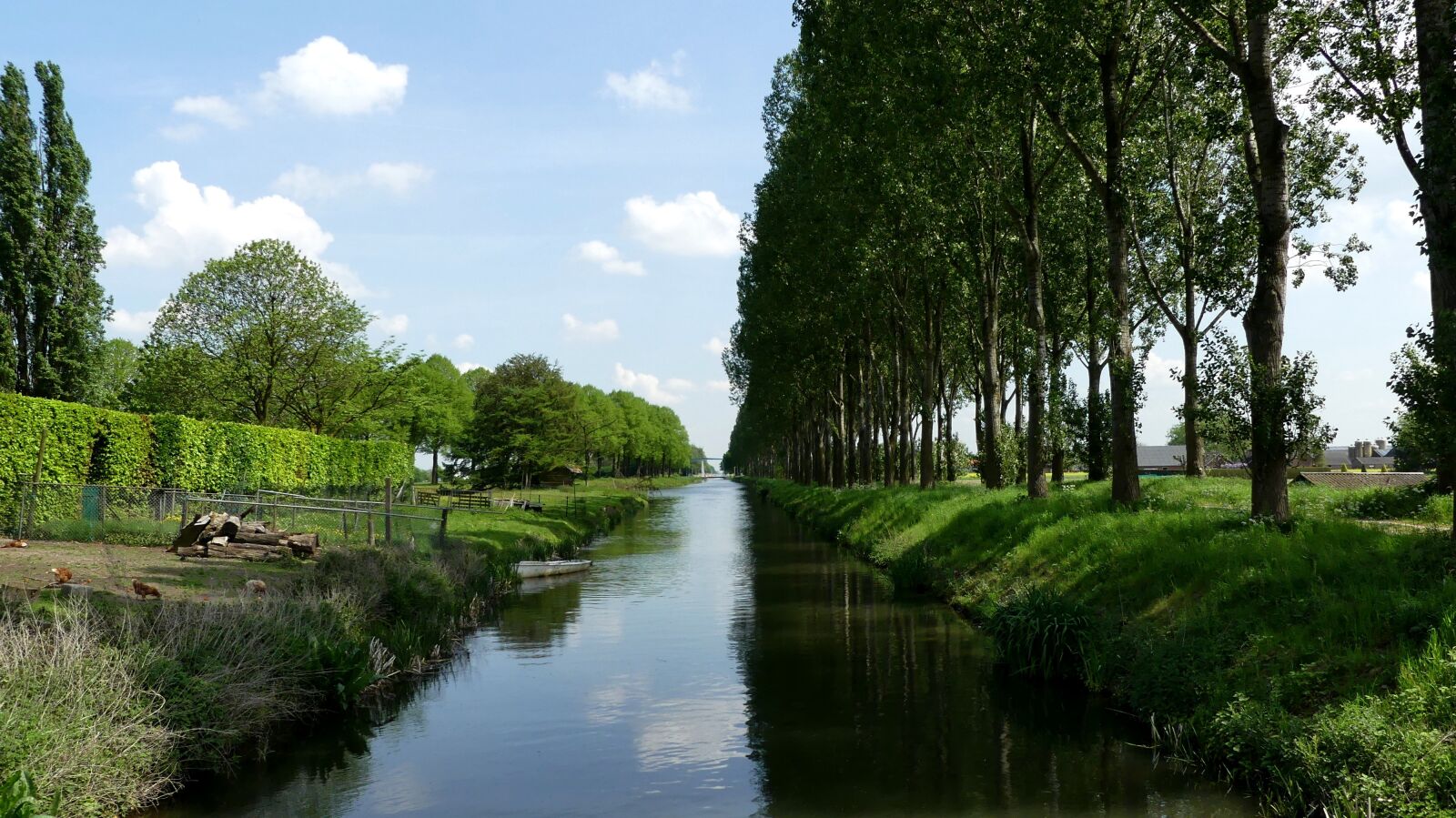 Panasonic Lumix DMC-FZ300 sample photo. Nederweert, channel, water photography