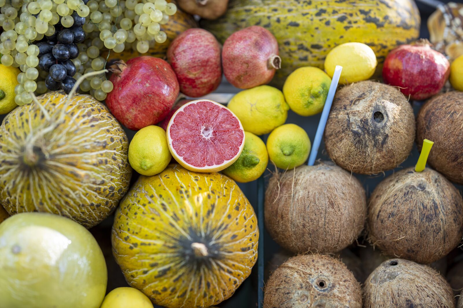 Canon RF 85mm F1.2L USM sample photo. Fruit, healthy, nutrition photography