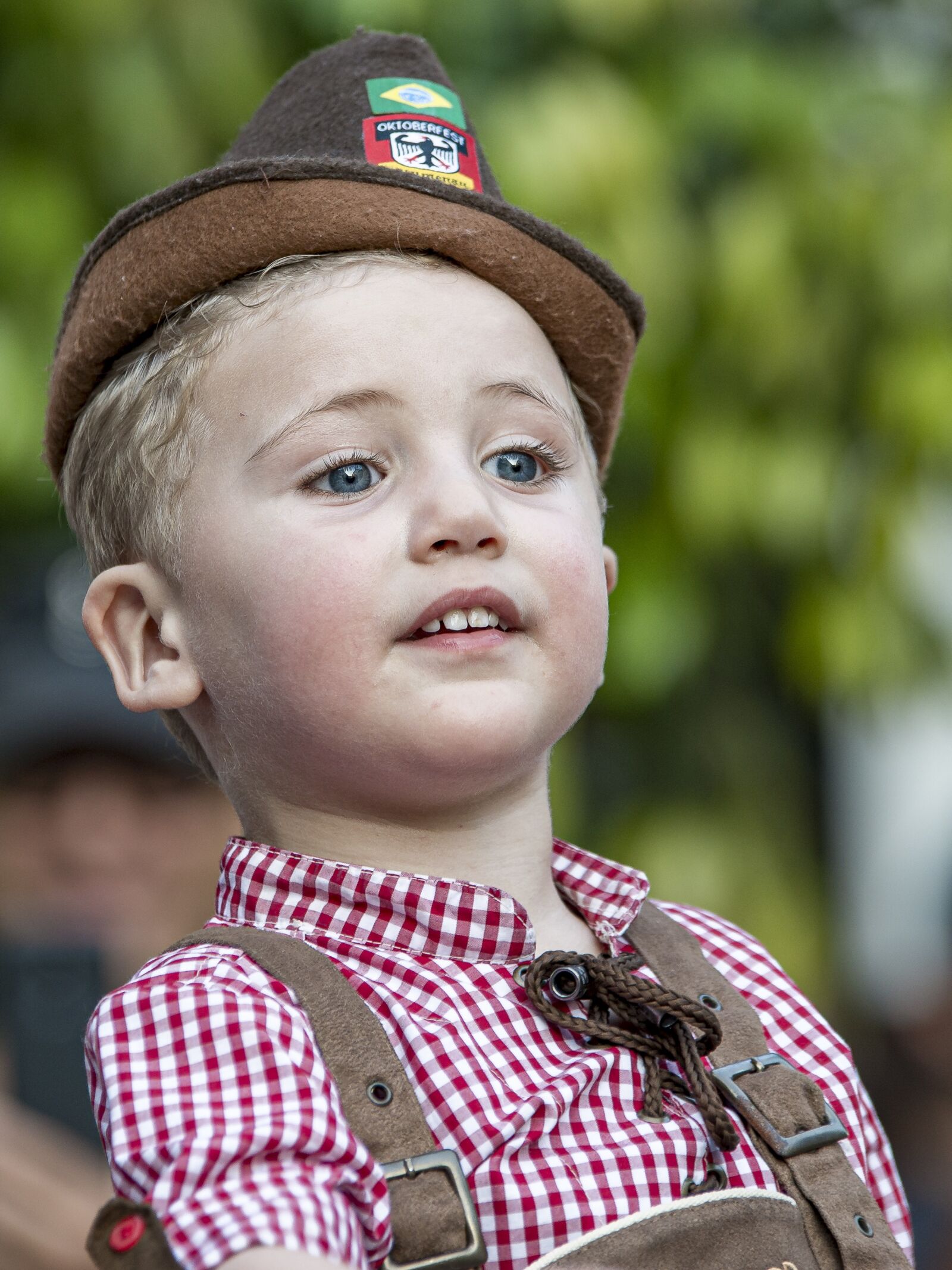 Nikon D610 sample photo. Oktoberfest, child, tradition photography