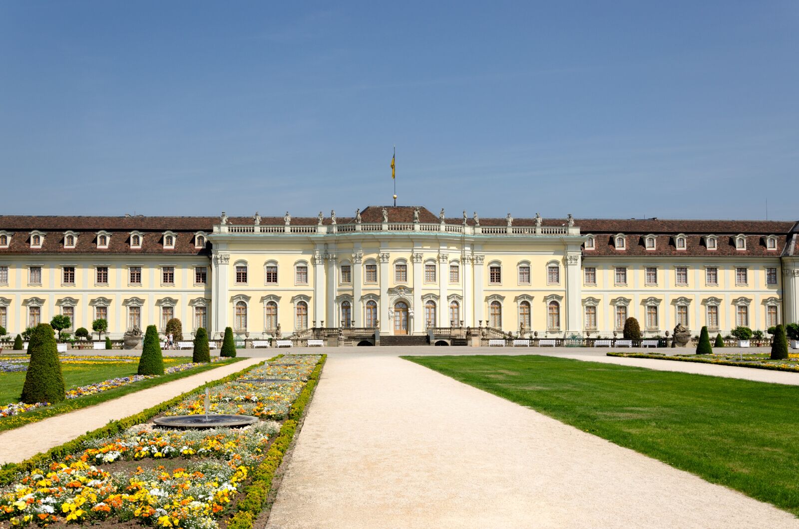 Nikon D5100 sample photo. Castle, ludwigsburg germany, baroque photography