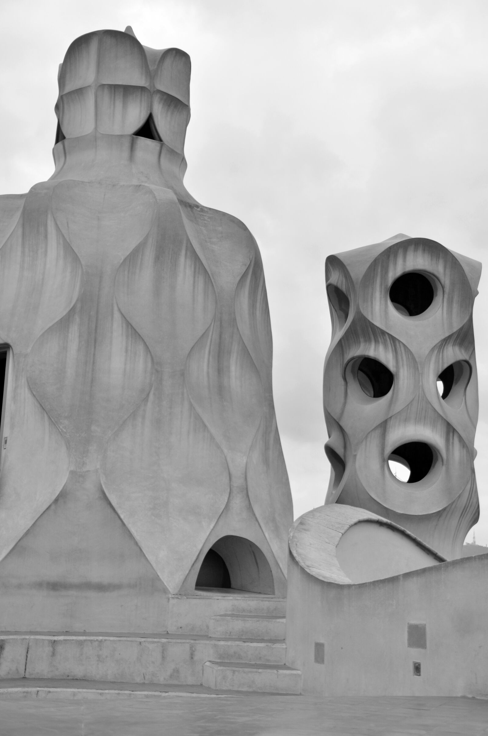 Nikon D5000 sample photo. Fun, barcelona, architecture photography