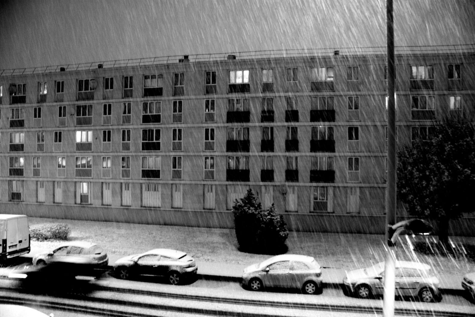 Canon EOS 50D sample photo. Sarcelles, snow, city photography