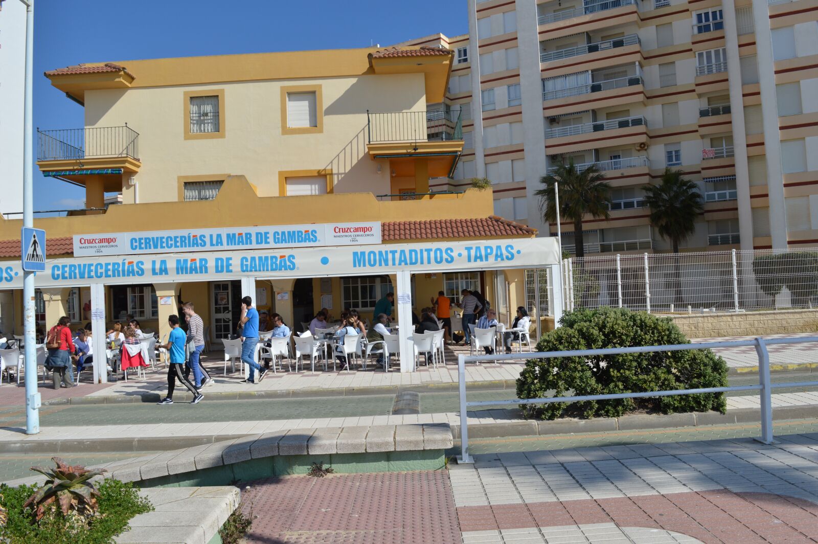 Nikon D3200 sample photo. Summer playground, restaurant, coffee photography