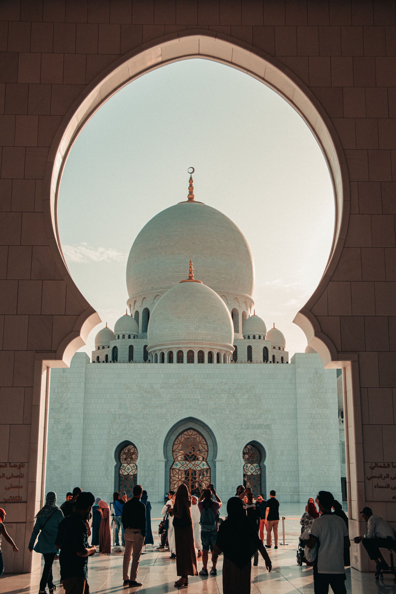 Canon EF-S 18-135mm F3.5-5.6 IS USM sample photo. Mosque, dubai, architecture photography