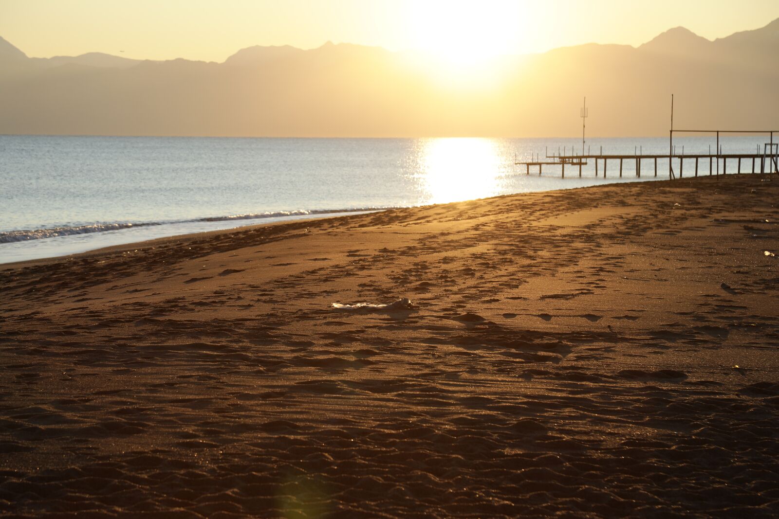 Canon EOS 5D Mark IV sample photo. Landscape, beach, solar photography