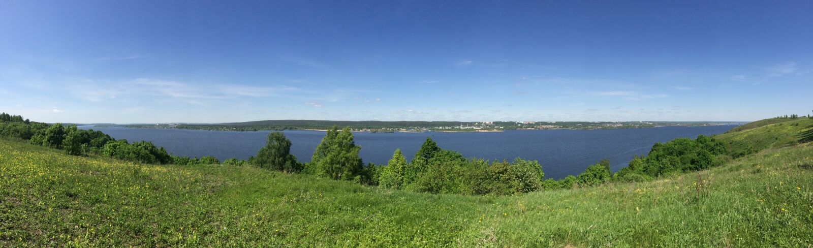 iPhone 5s back camera 4.15mm f/2.2 sample photo. River, panorama, landscape photography