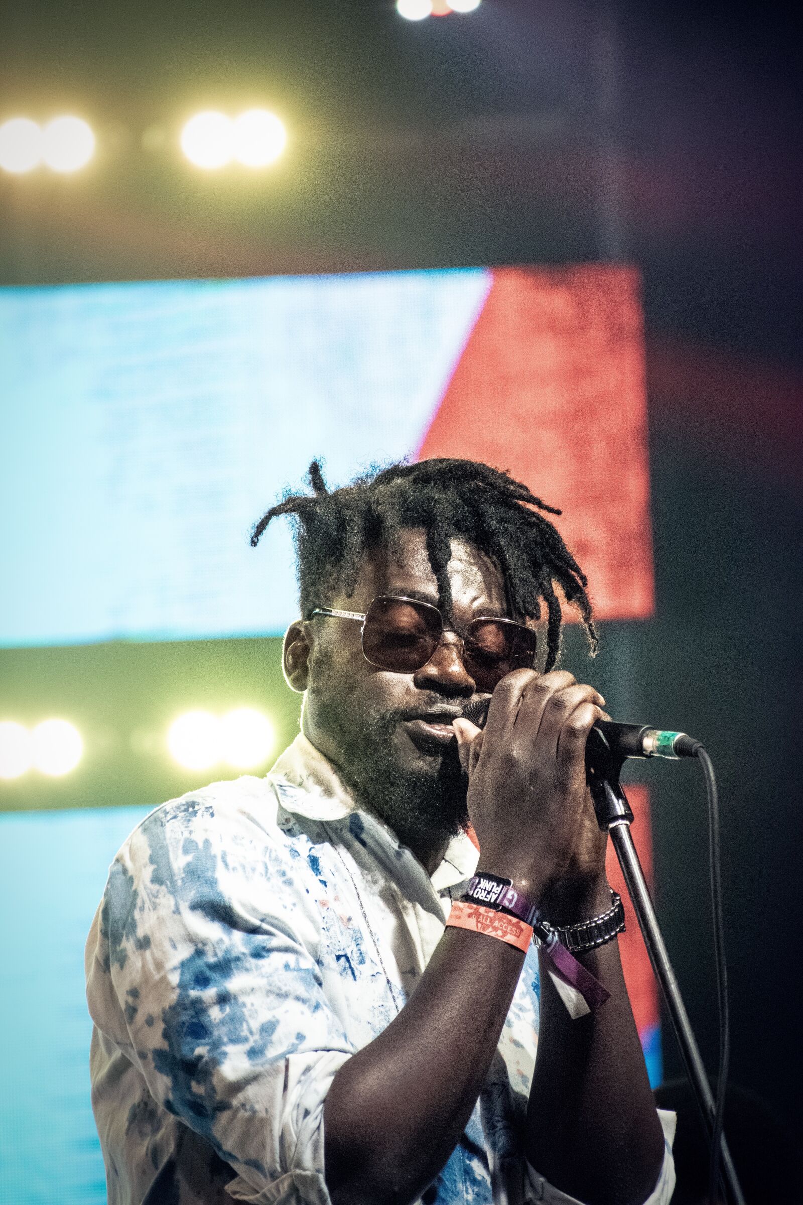 Nikon D5300 sample photo. Singing, man, singer photography