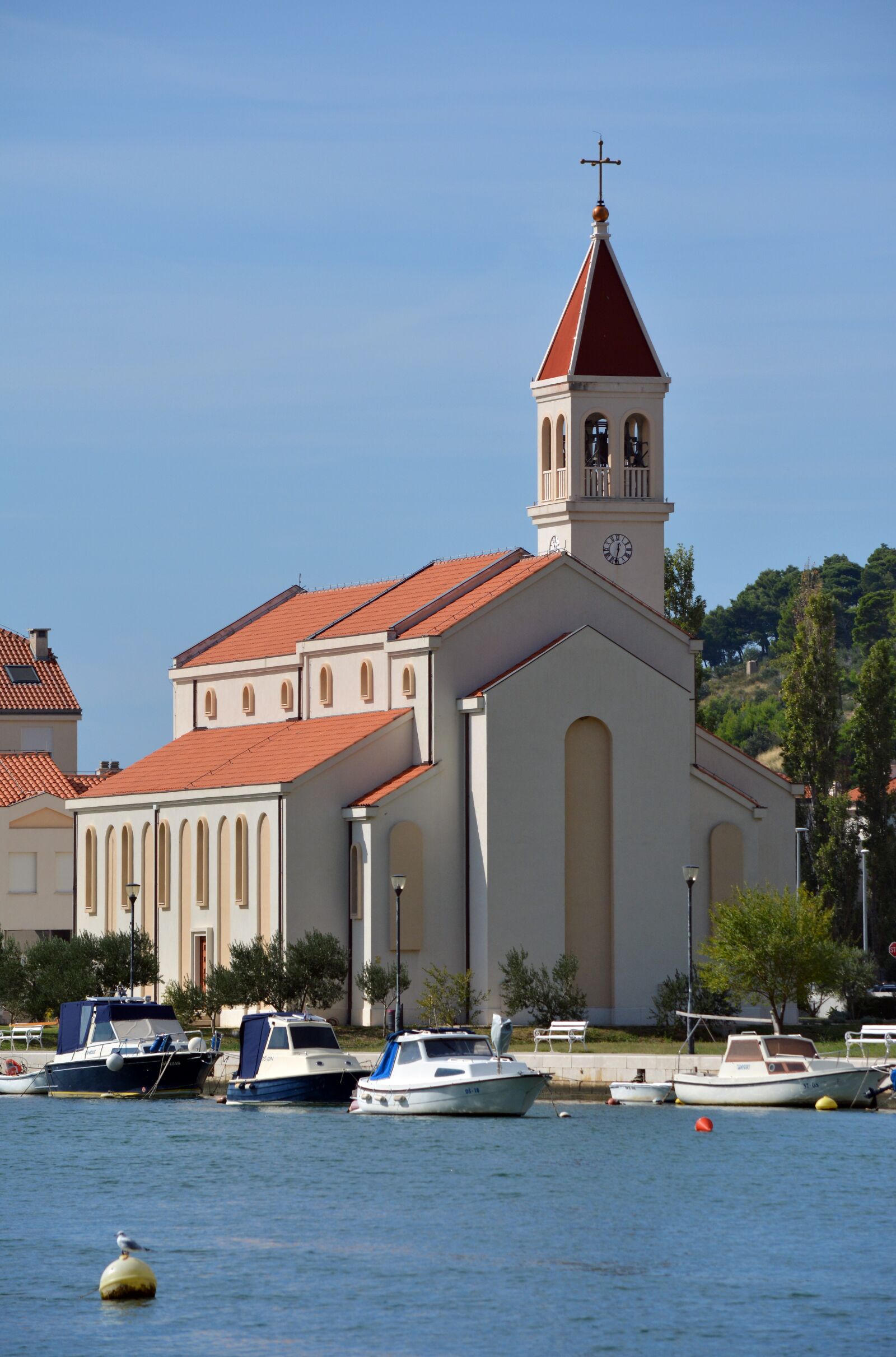 Nikon D5200 sample photo. Church, tower bell, catholic photography
