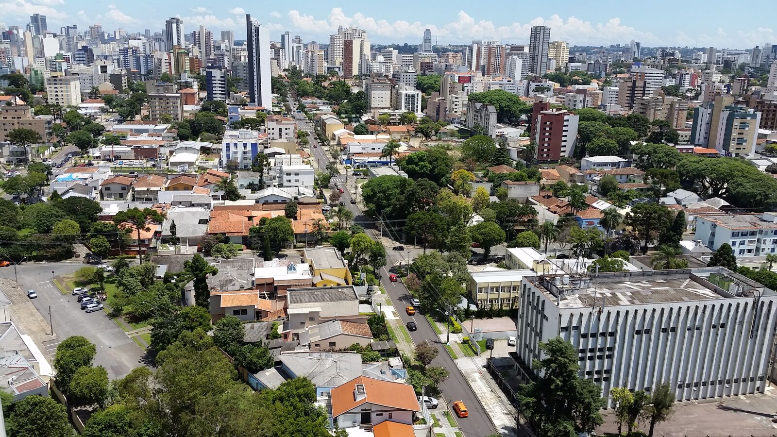 Samsung Galaxy S5 sample photo. Curitiba, center, horizon photography