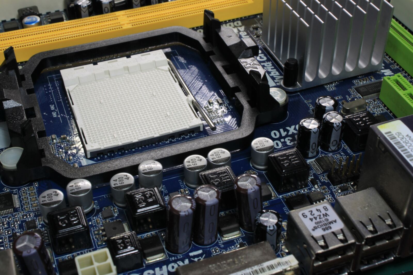 Canon EOS 50D sample photo. Computer, motherboard, pc photography