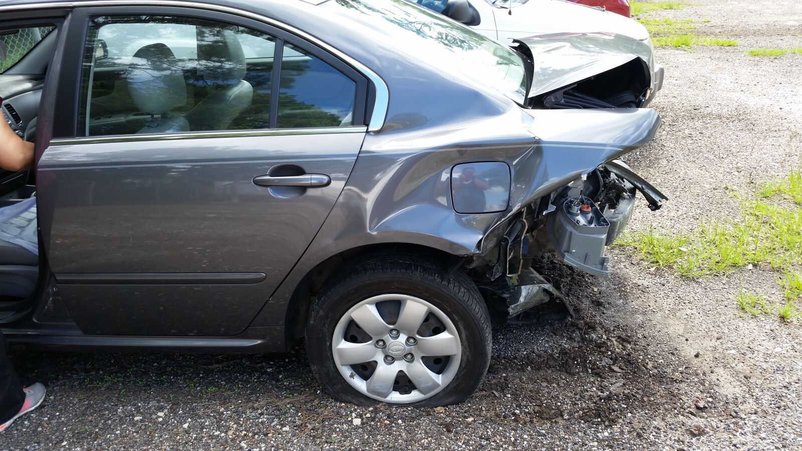 Samsung Galaxy S5 sample photo. Car accident, car crash photography