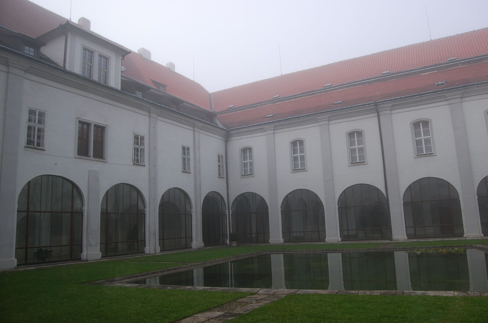 Nikon D40 sample photo. Architecture, monastery, fog photography