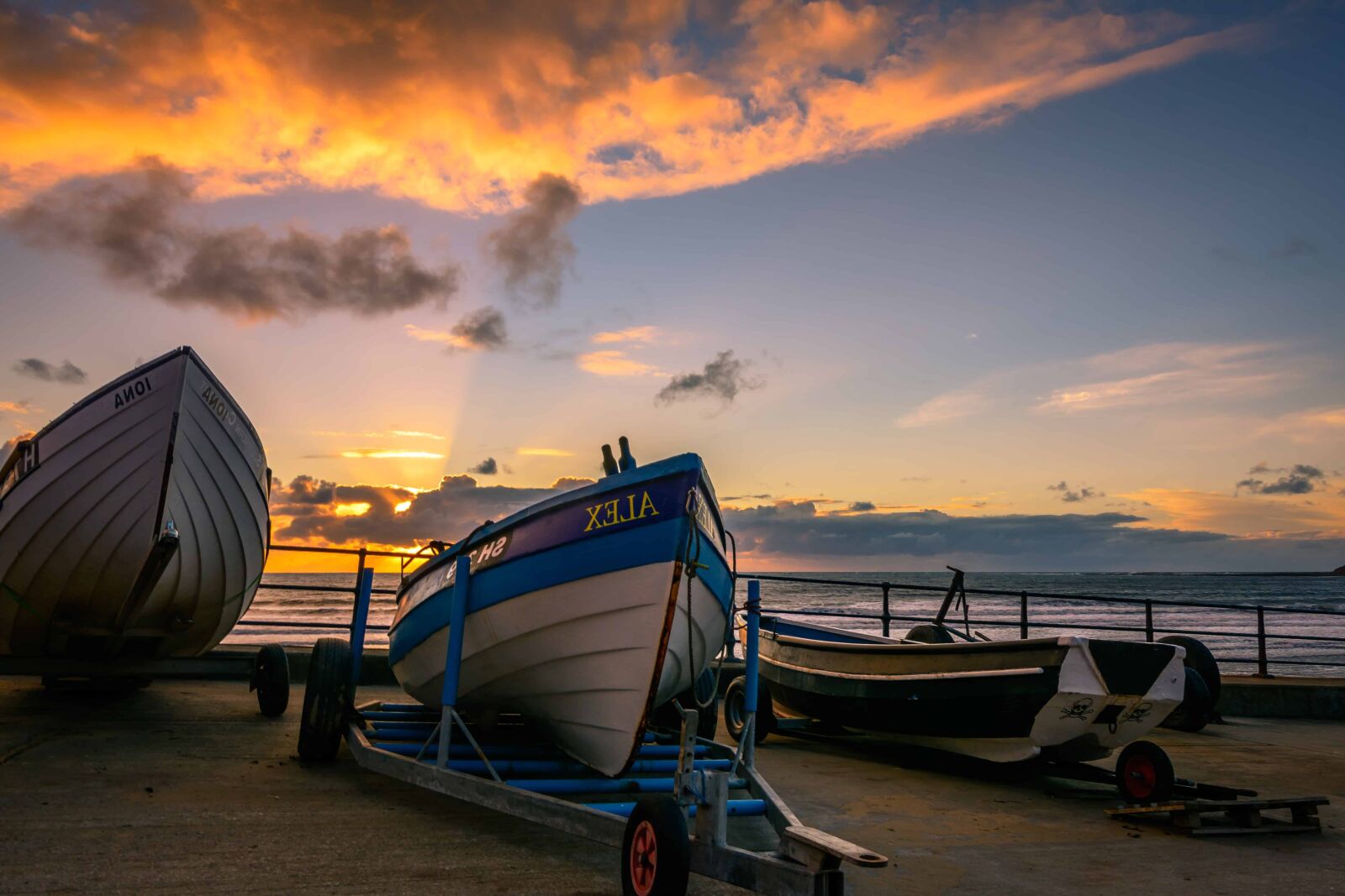 Nikon D7100 sample photo. Sun, boat, sunset, dusk photography