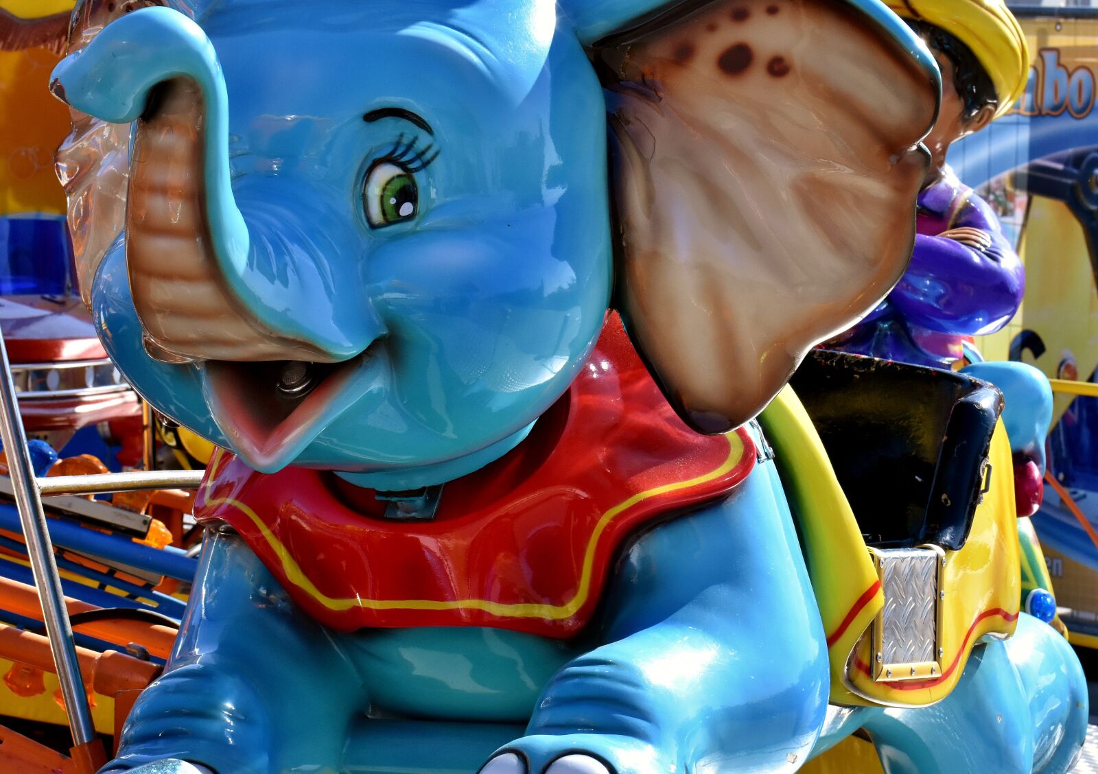 Nikon D7200 sample photo. Carousel, ride, elephant photography