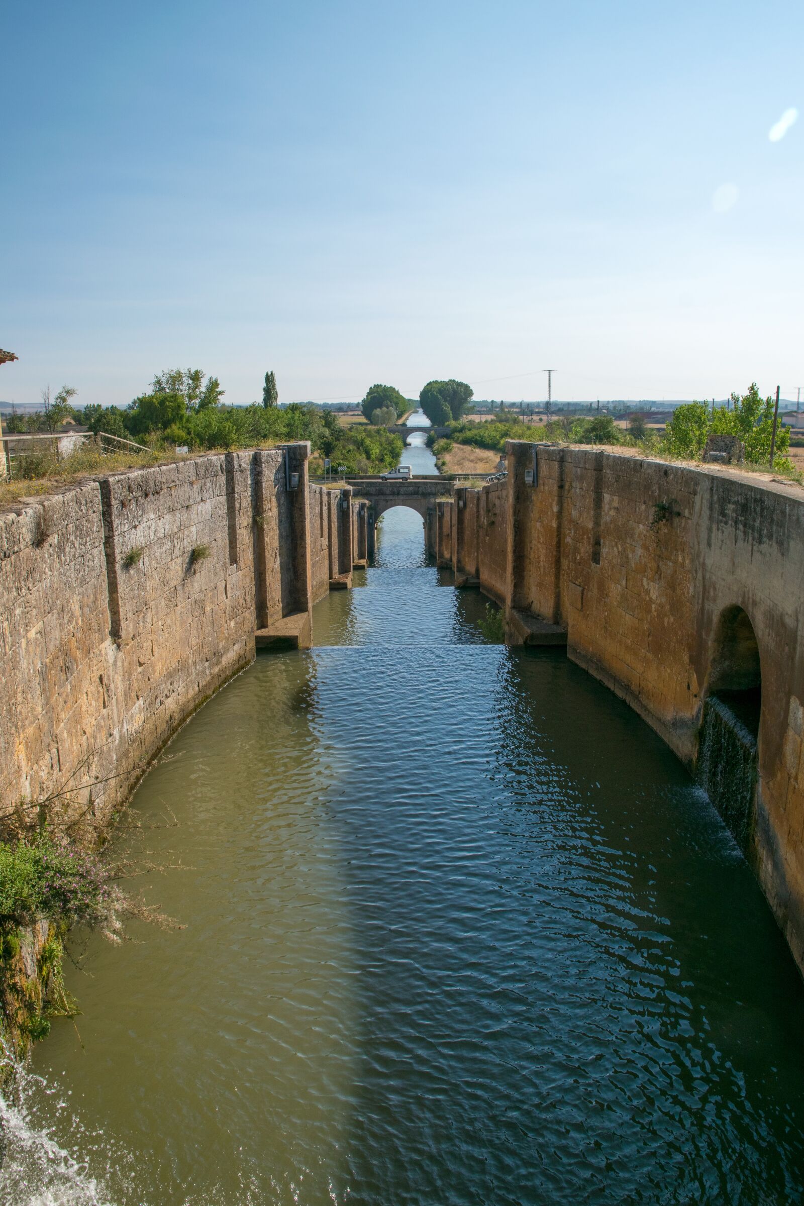 Nikon D5300 sample photo. Canal de castilla, water photography