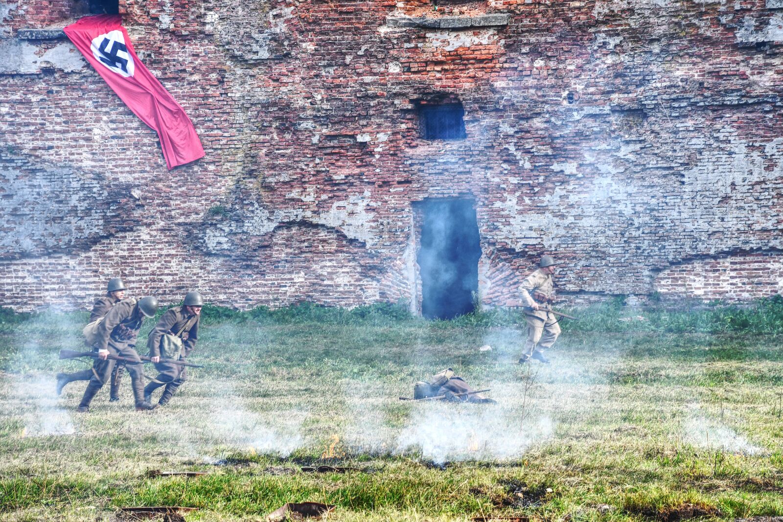 Nikon D7500 sample photo. The military, soldiers, staging photography