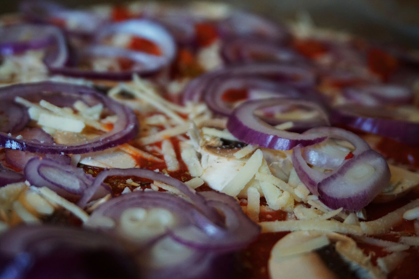Sony a6000 sample photo. Pizza, pizza topping, make photography