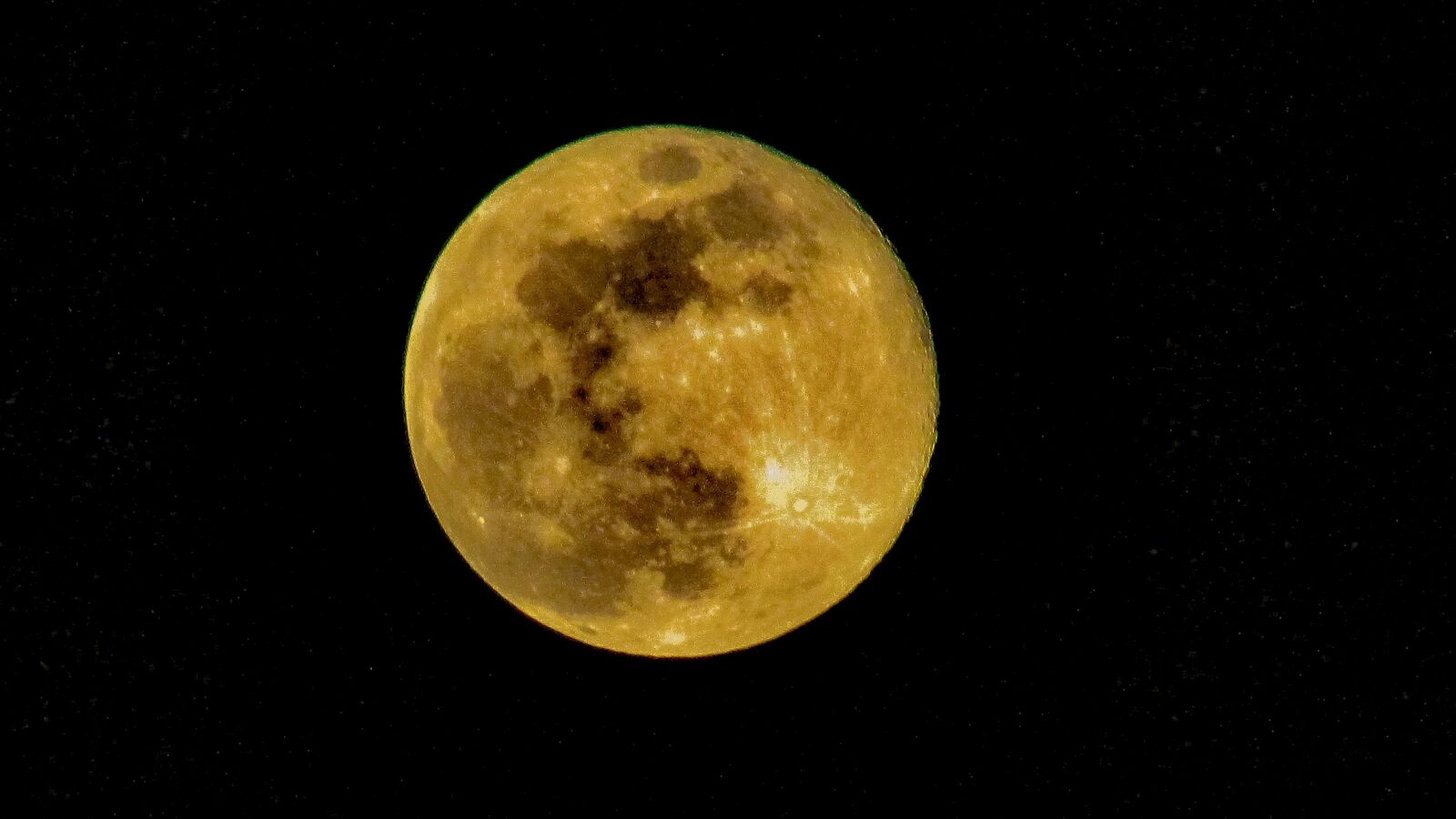 Canon PowerShot SX400 IS sample photo. Moon, astronomy, dark photography