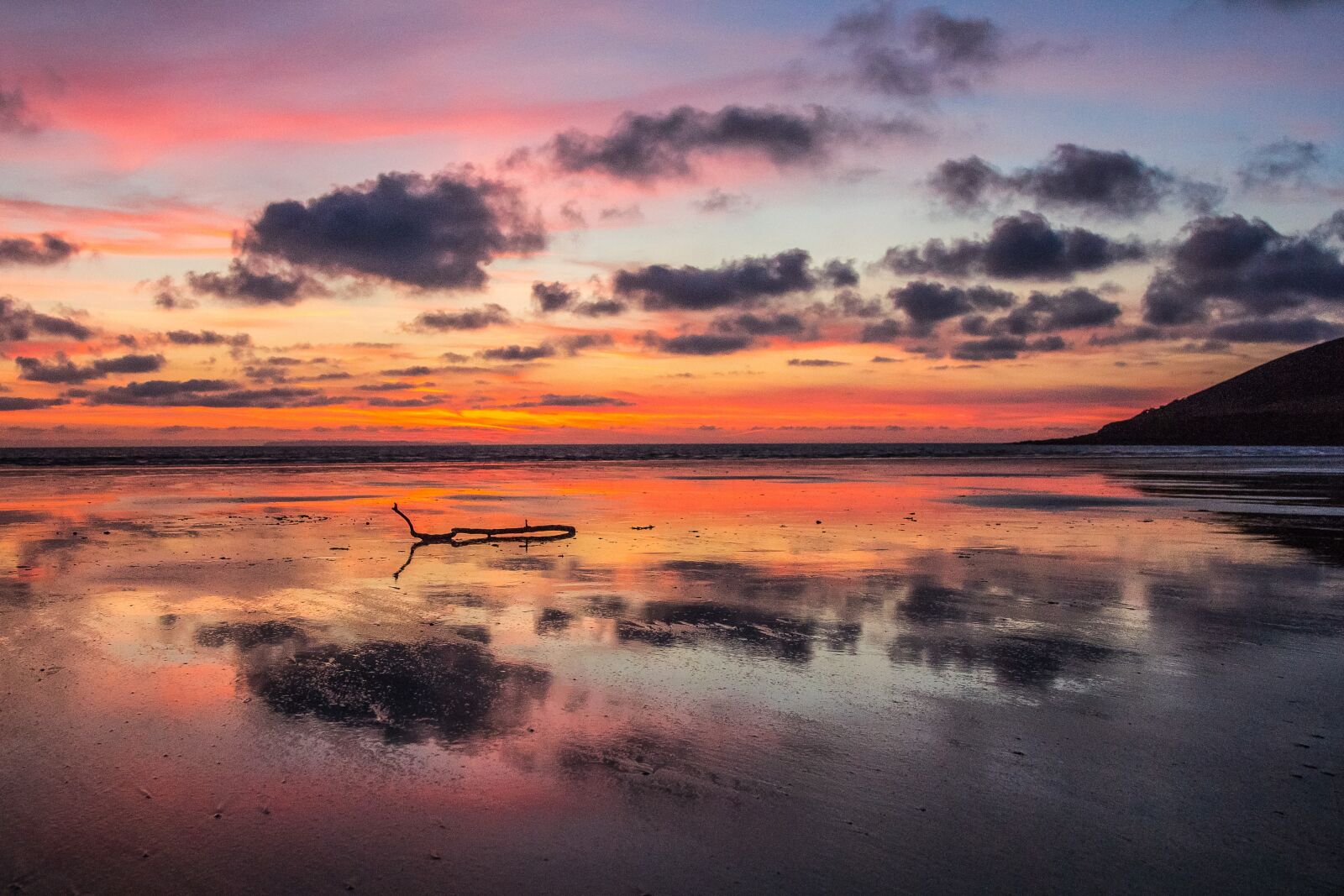 Canon EOS 60D + Canon EF 24-105mm F4L IS USM sample photo. Sunset, ocean, low tide photography