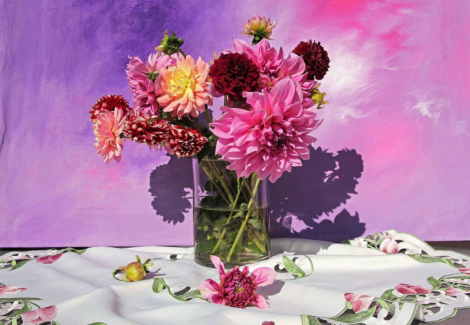 Canon EOS 700D (EOS Rebel T5i / EOS Kiss X7i) sample photo. Bouquet, flowers, colorful photography