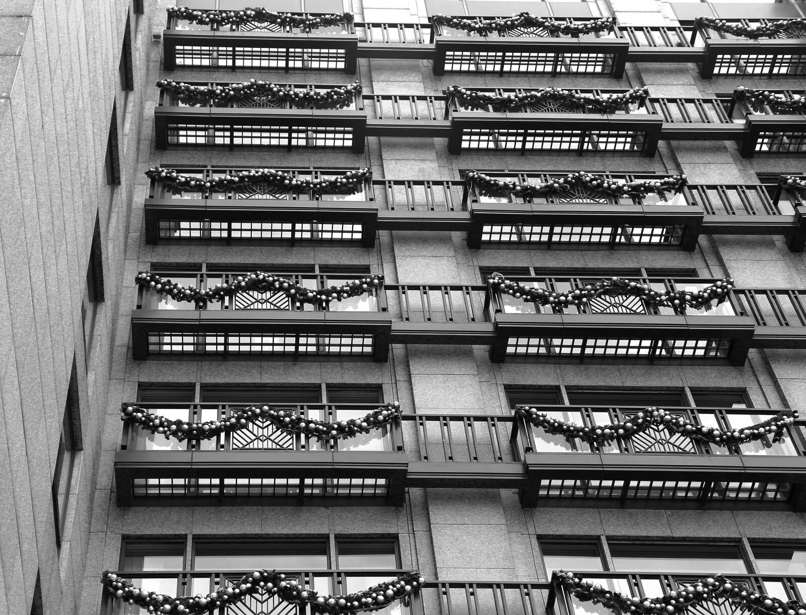 Canon EOS 6D + Canon EF 24-105mm F4L IS USM sample photo. Shanghai, structure, building photography