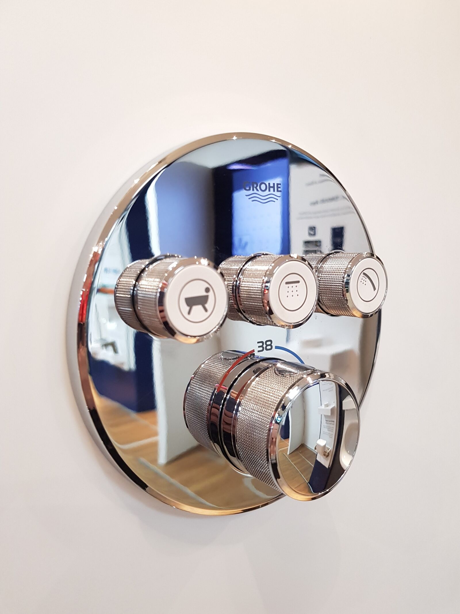 Samsung Galaxy S8 sample photo. Faucet, shower, plumbing photography
