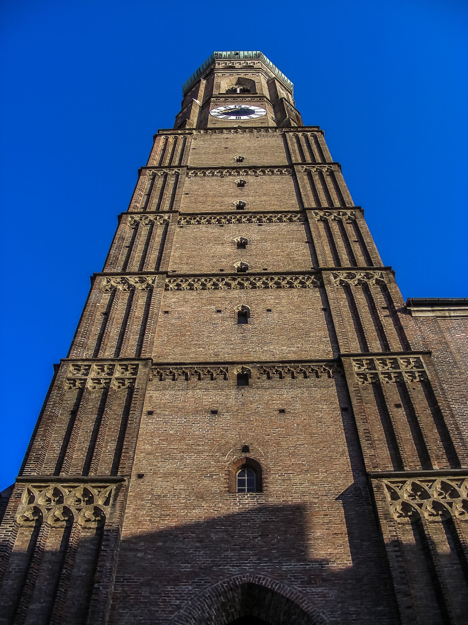 Fujifilm FinePix S5800 S800 sample photo. Frauenkirche, munich, church photography