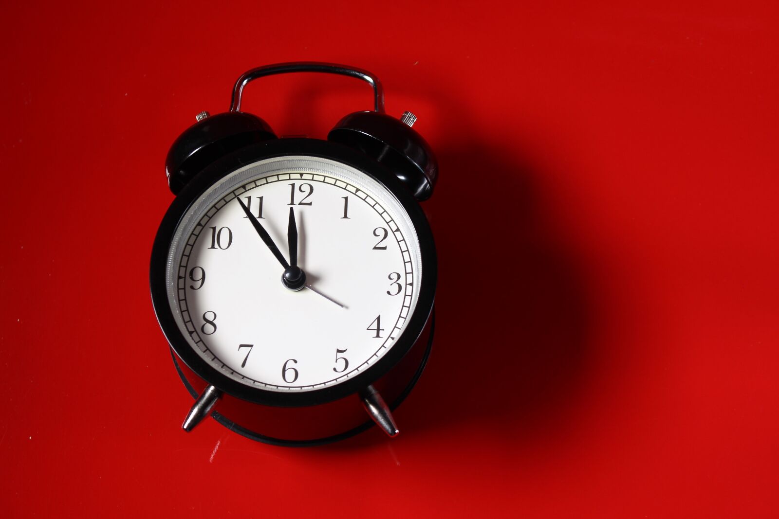 Canon EOS 700D (EOS Rebel T5i / EOS Kiss X7i) sample photo. Time, clock, alarm clock photography