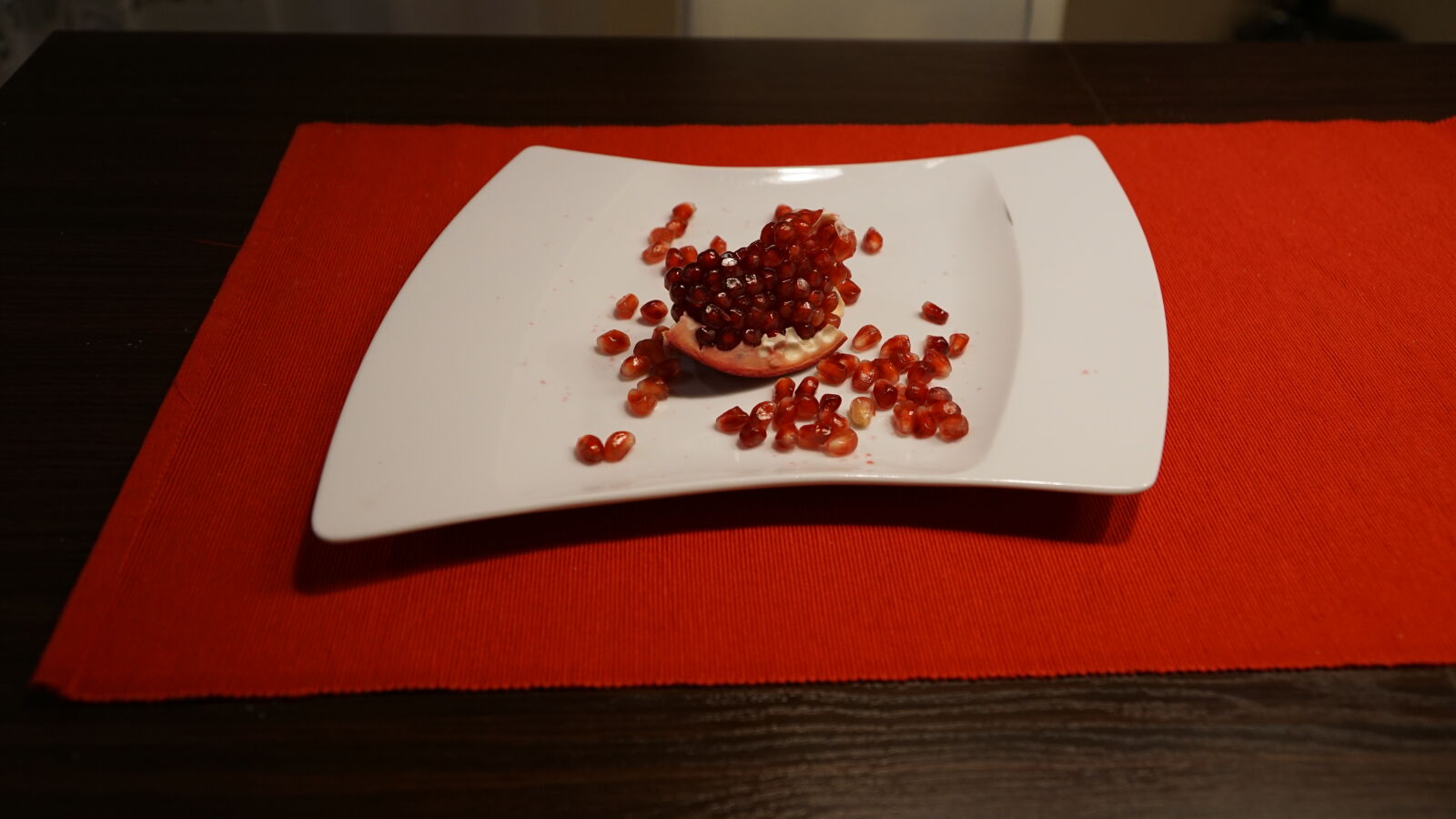 Sony DT 16-50mm F2.8 SSM sample photo. Fruit, pomegranate photography