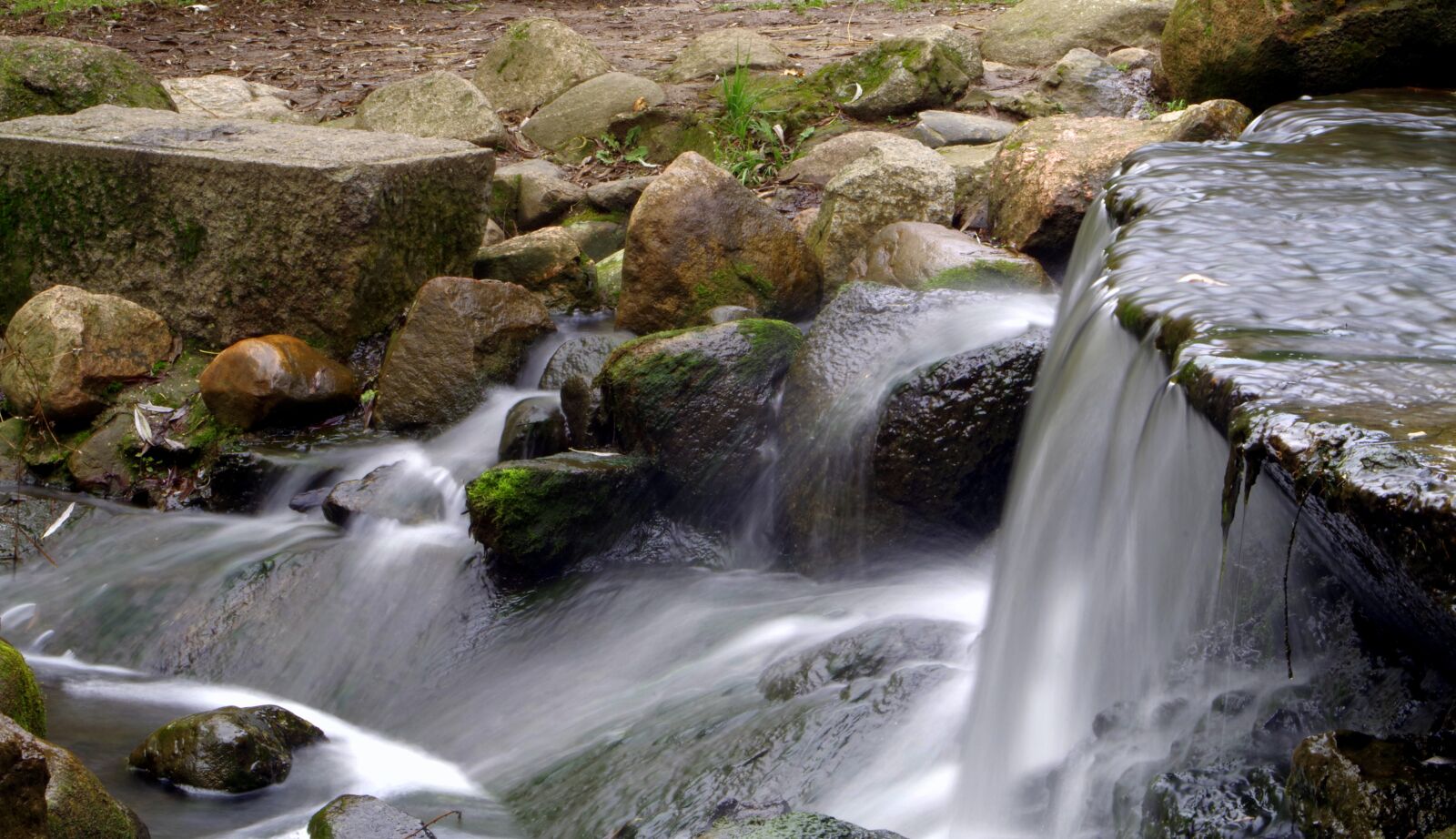 Pentax K-S2 sample photo. Waterfall, water, source photography