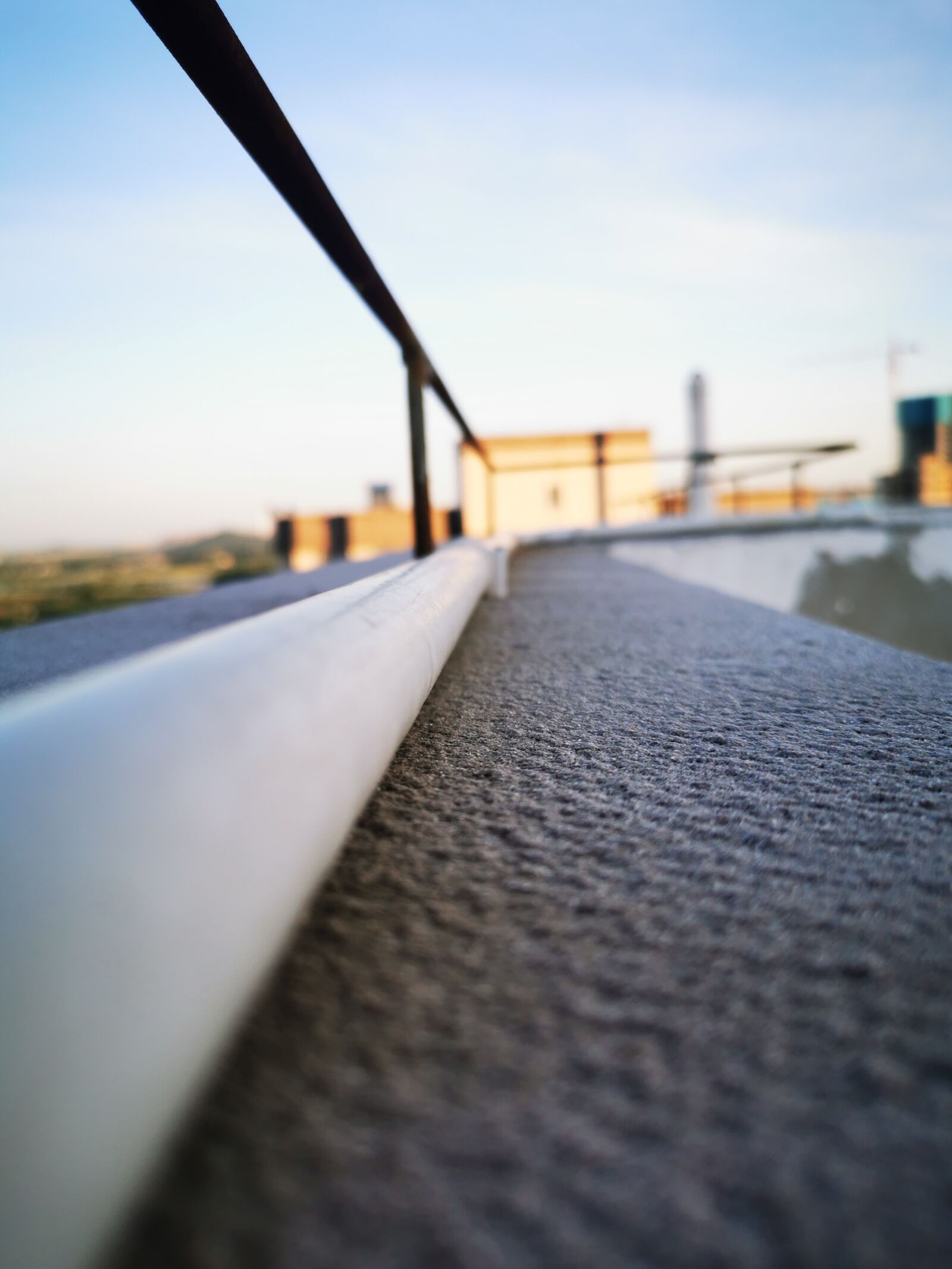 HUAWEI P30 sample photo. Railing, distance, extension photography