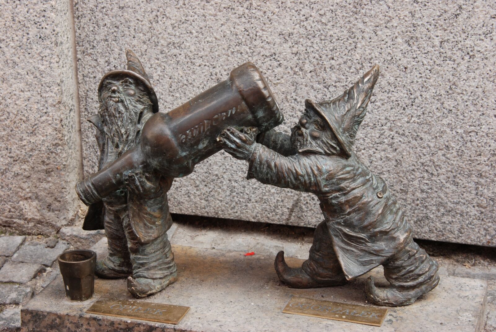 Nikon D80 sample photo. Poland, wrocław, gnome photography