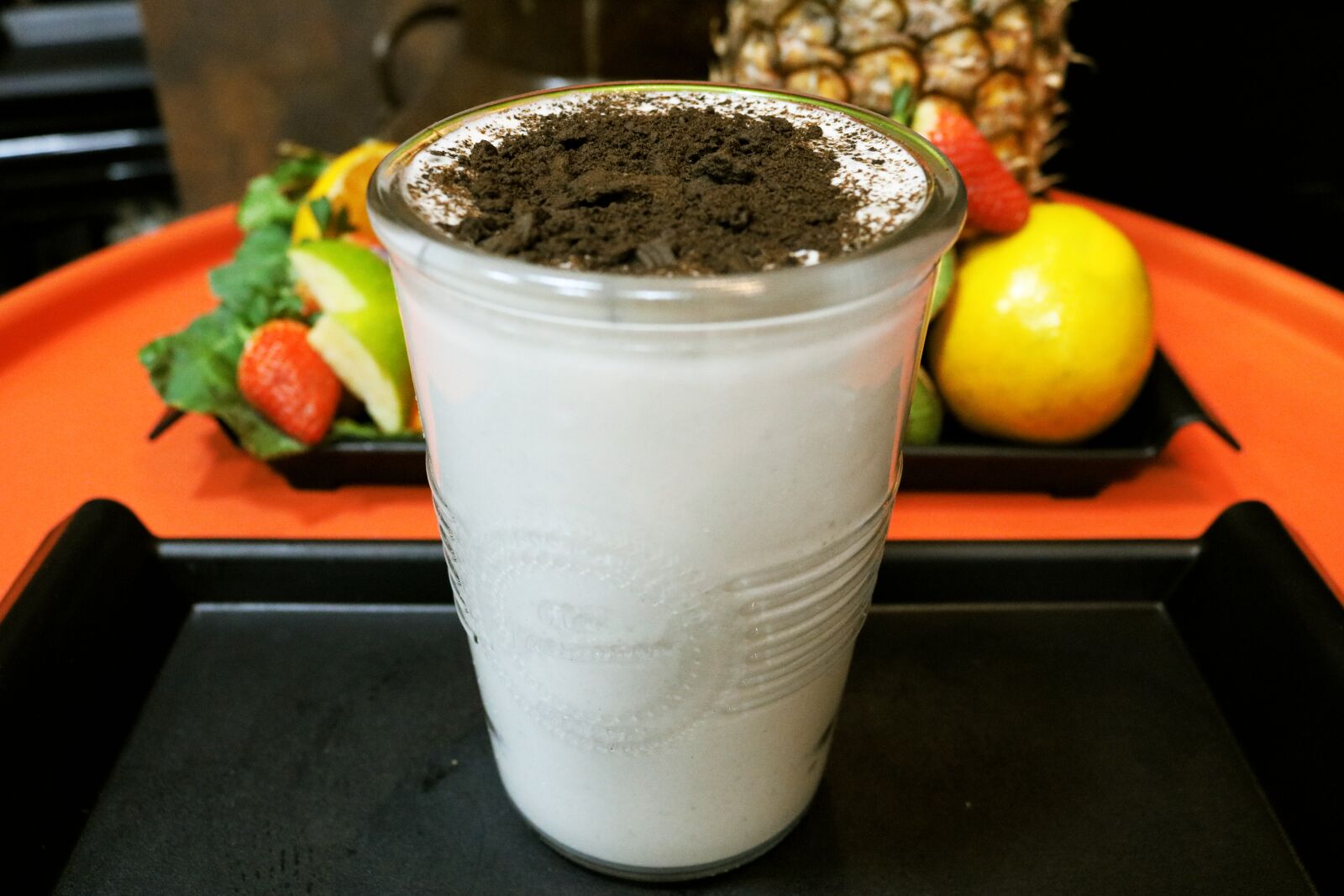 Canon EOS 750D (EOS Rebel T6i / EOS Kiss X8i) sample photo. Chocolate, milkshake, milk photography