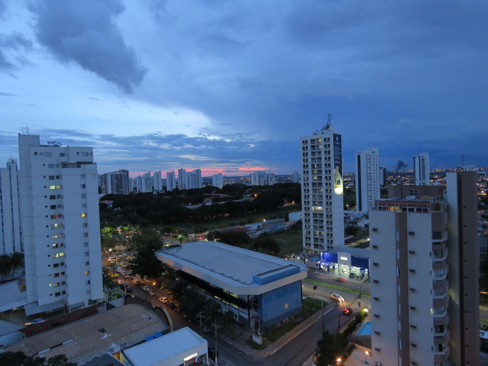 Canon PowerShot SX60 HS sample photo. Building, sky, city photography