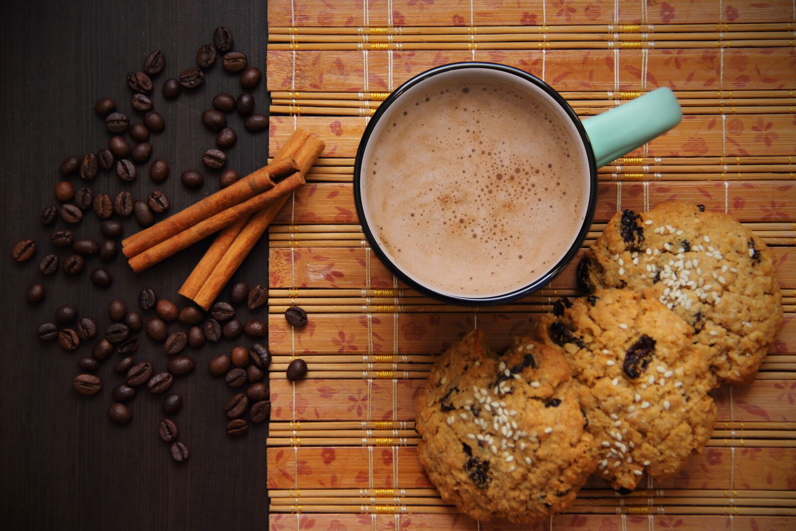 Canon EOS 1200D (EOS Rebel T5 / EOS Kiss X70 / EOS Hi) sample photo. Coffee, chocolate, grains photography