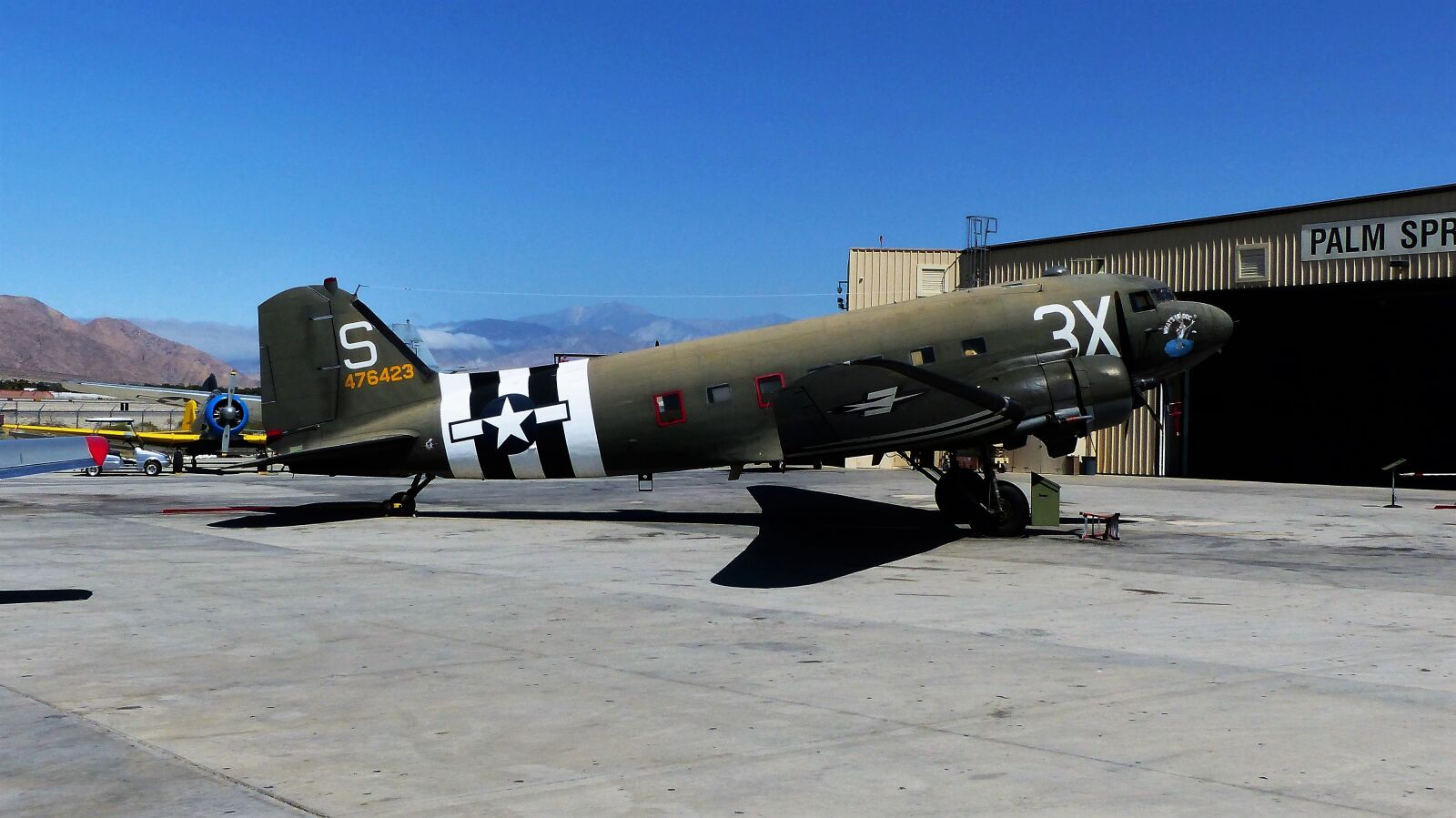 Panasonic Lumix DMC-FZ200 sample photo. Aircraft, bomber, military photography