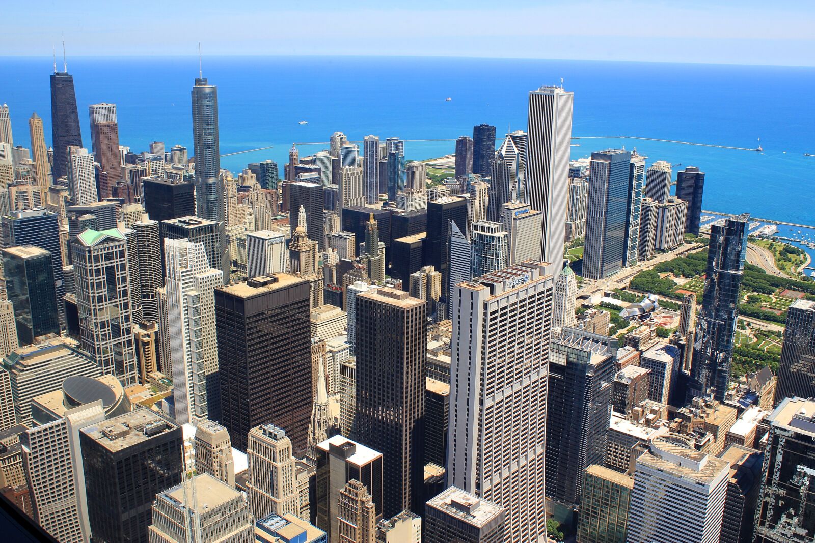 Canon EF-S 18-55mm F3.5-5.6 IS sample photo. Usa, chicago, skyscraper photography