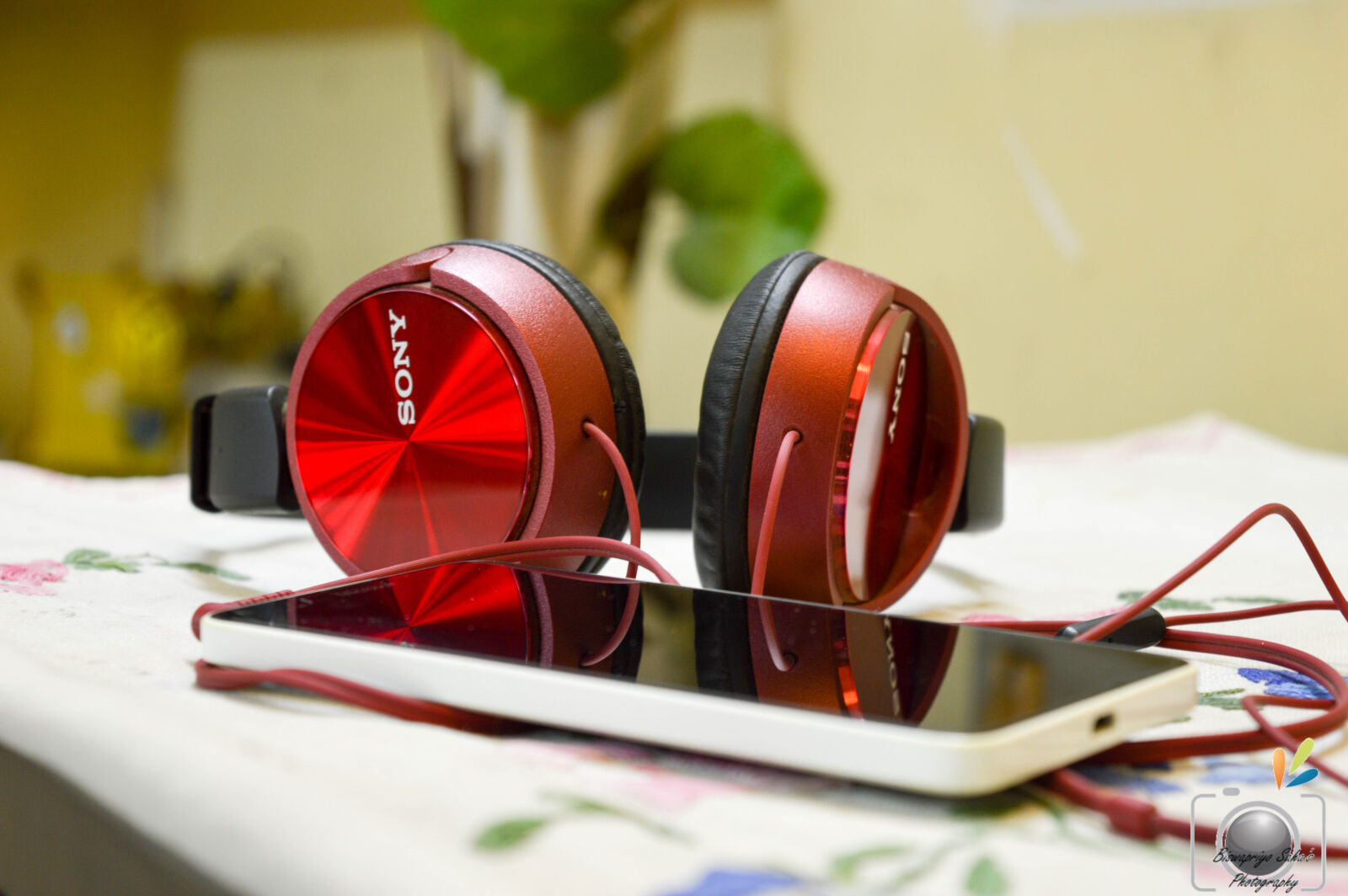 Nikon D3200 sample photo. Bokeh, hd, wallpaper, headphone photography