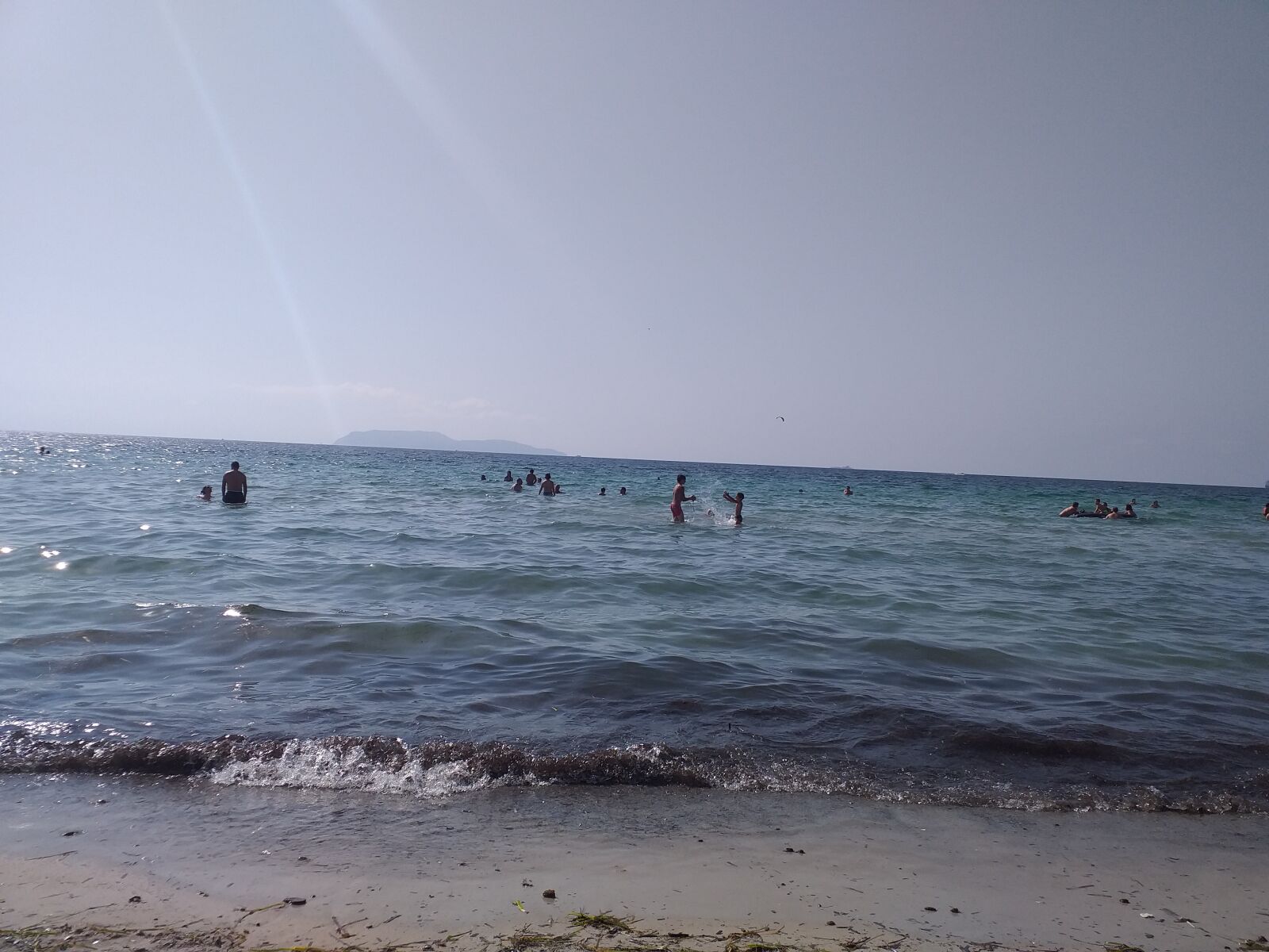 Samsung Galaxy J4+ sample photo. Beach, italy, vacation photography