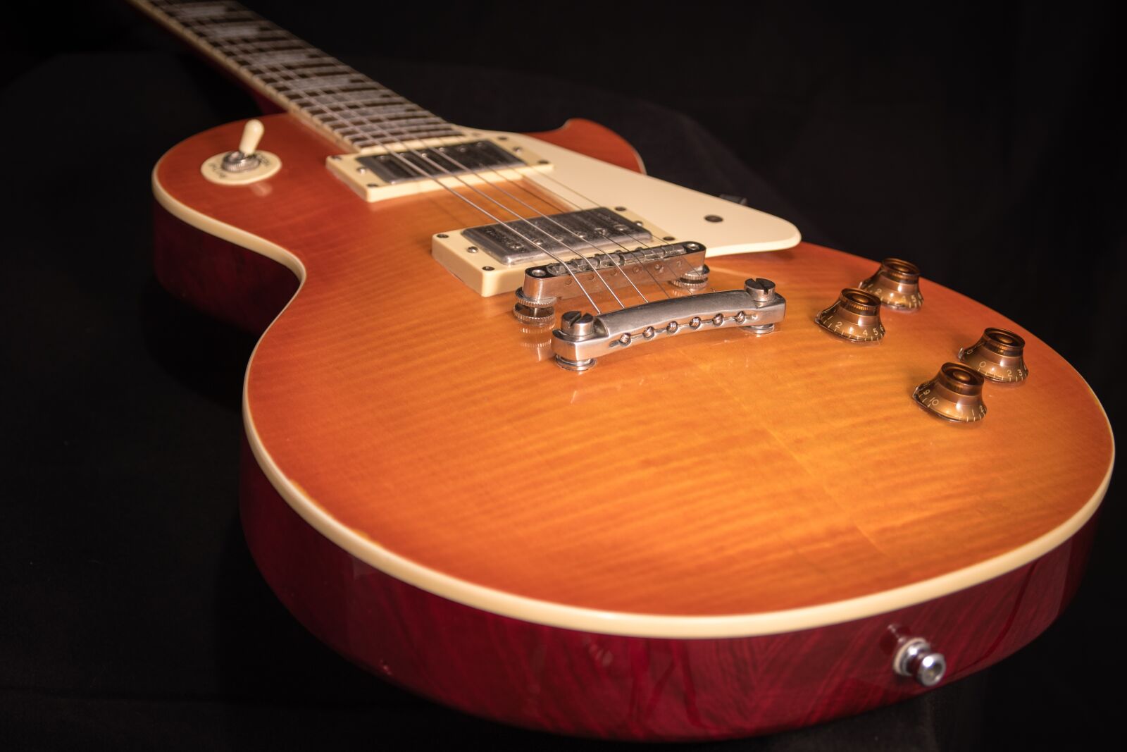 Nikon D5500 sample photo. Guitar, electric guitar, les photography