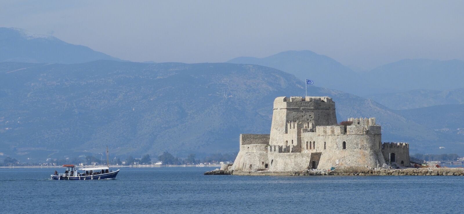 Nikon Coolpix B700 sample photo. Islet, fortress photography