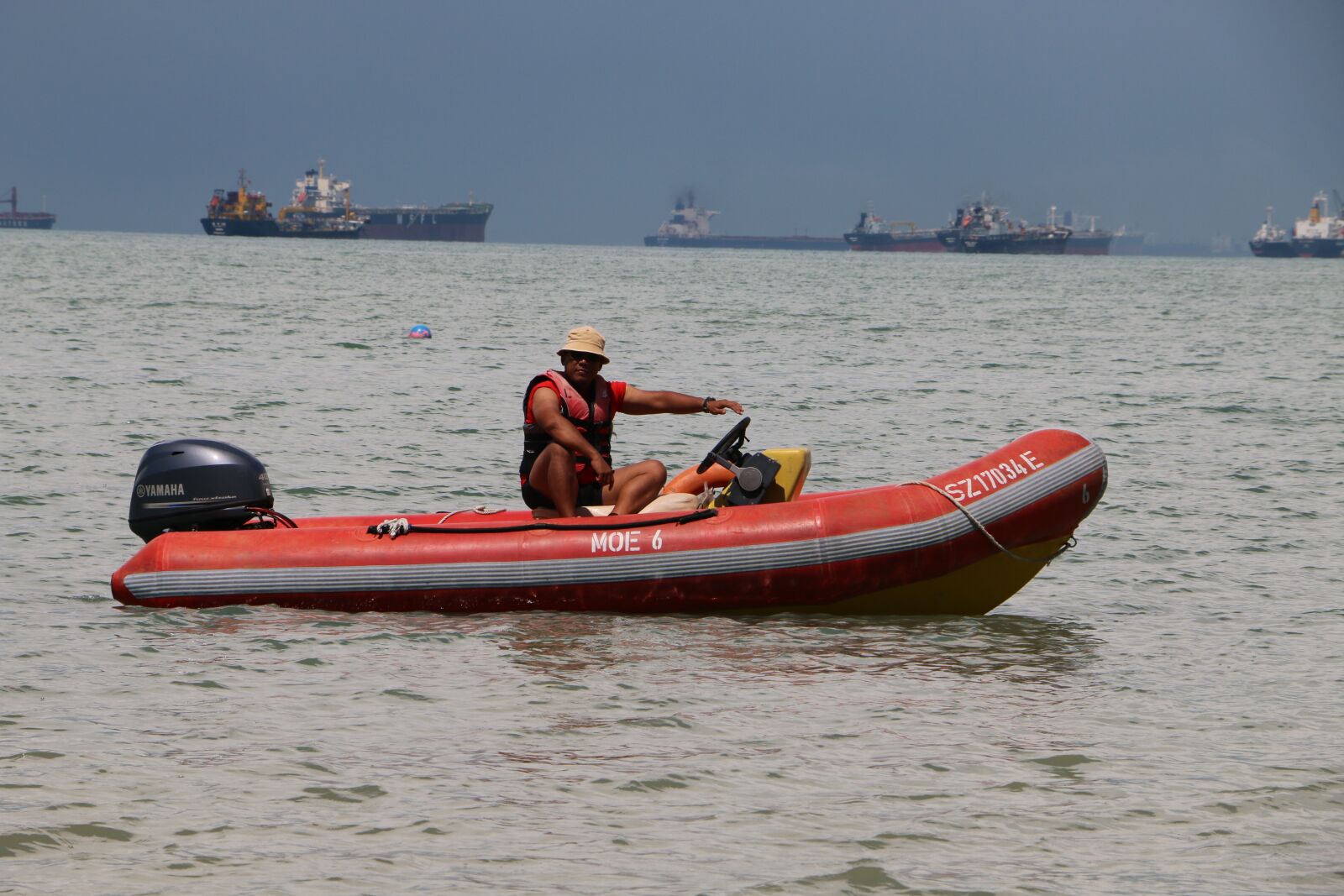 Canon EOS 70D sample photo. Boat, sea, sport photography